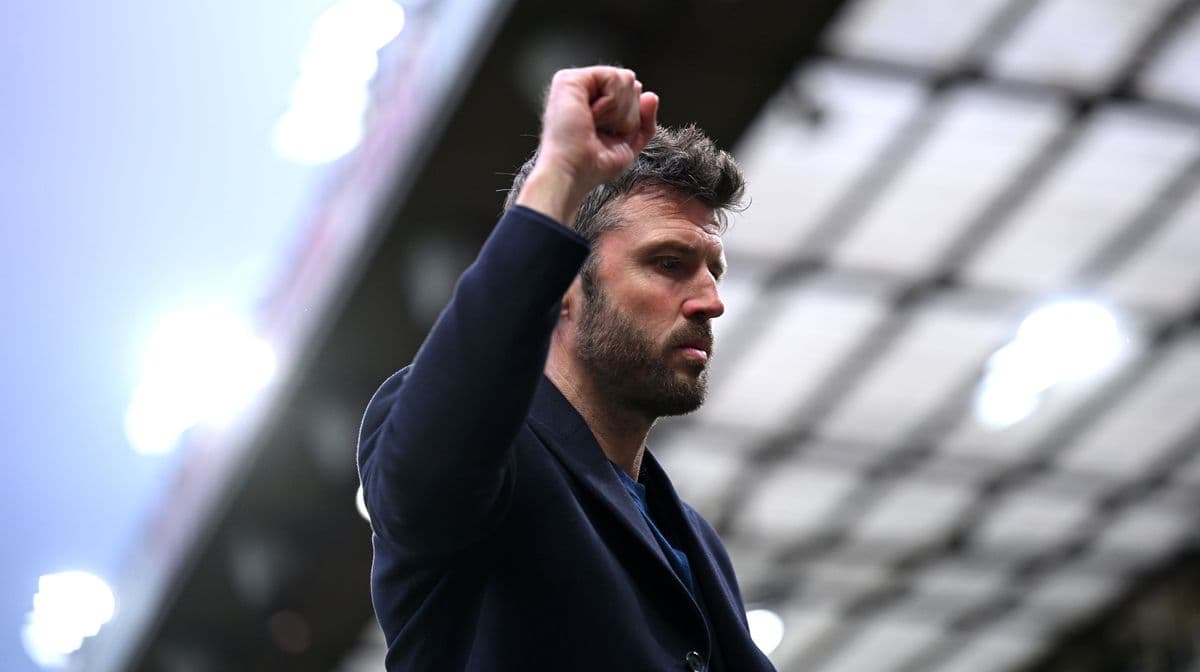 Man Utd chiefs 'to fly to Madrid' for Tchouameni talks as Carrick turns down Leao