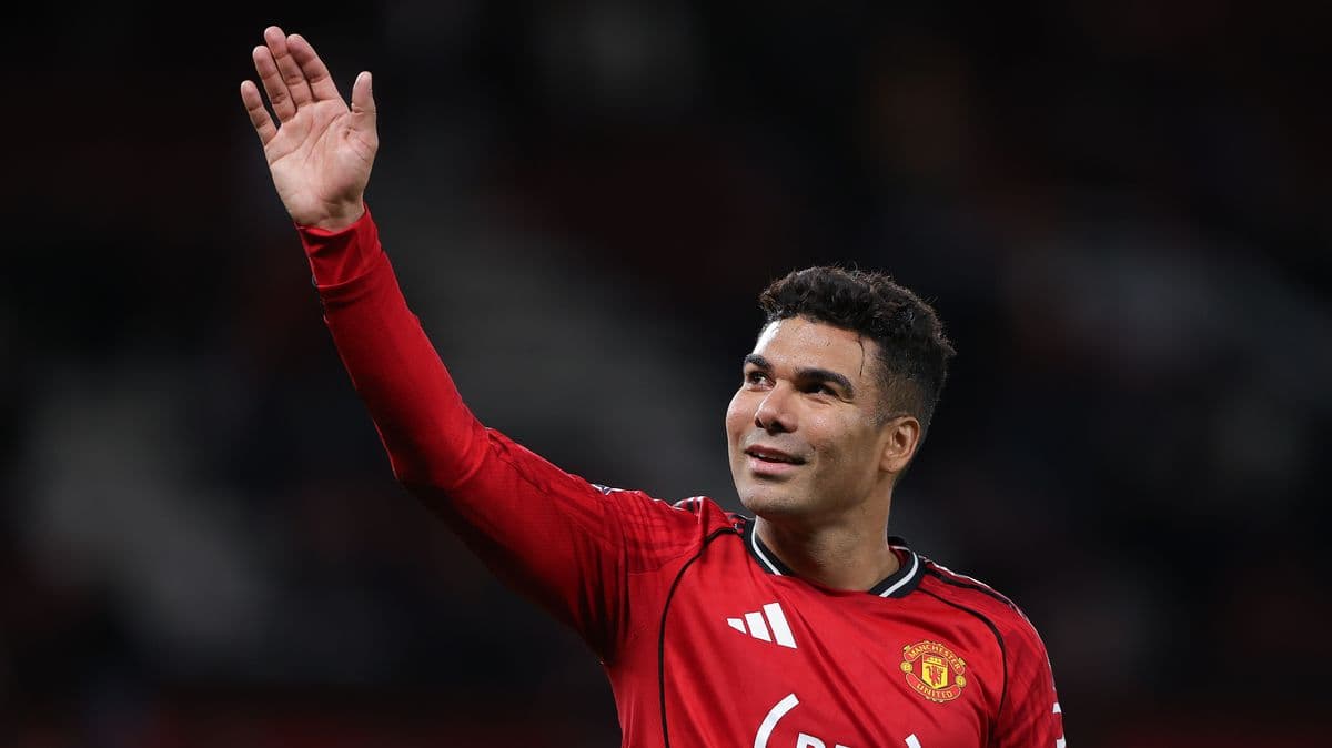 Michael Carrick Confirms Casemiro Fit for Final Old Trafford Appearance