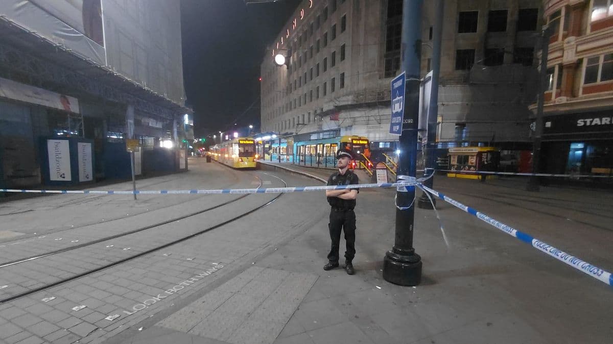 Man arrested and hospitalised with severe injuries after Piccadilly Gardens fight