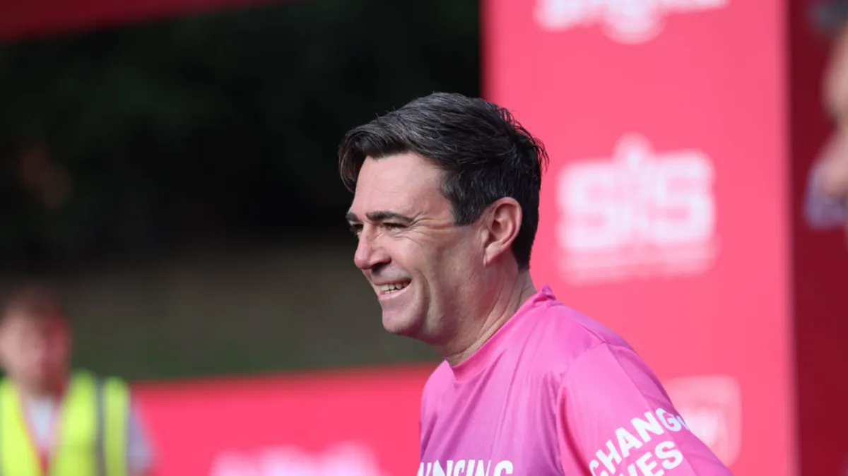 Andy Burnham takes on Great North Run for homelessness charity
