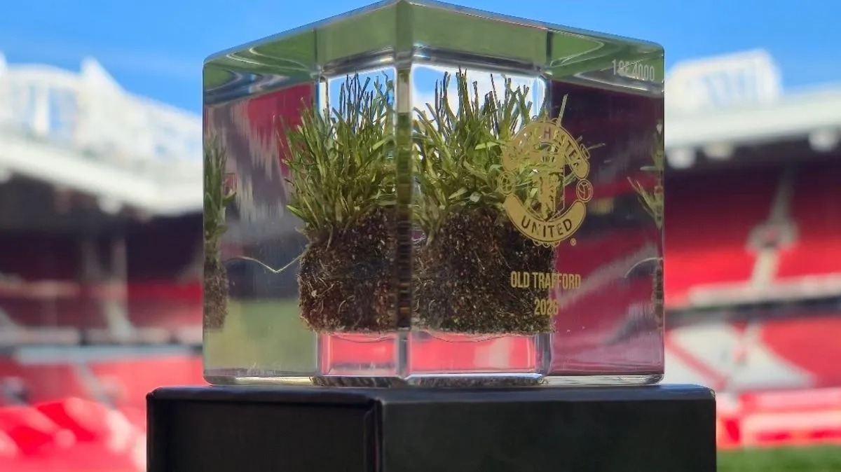 Manchester United selling pieces of Old Trafford pitch for £125