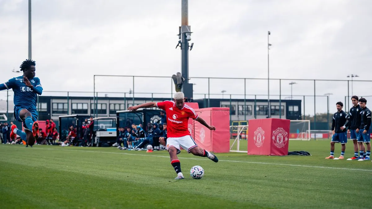 Manchester United youngster Diego Leon handed rare first-team chance in friendly