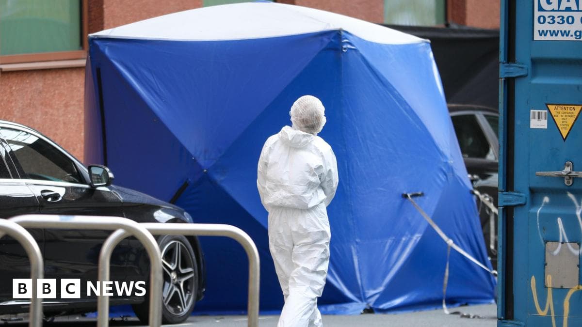 Man dies following fall from building on Charles Street in Manchester city centre