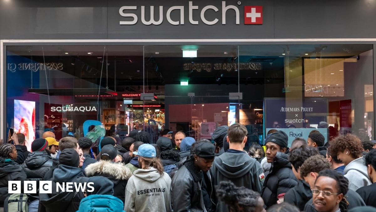 Manchester Swatch Store Remains Closed as Crowds Queue for £335 Pocket Watch