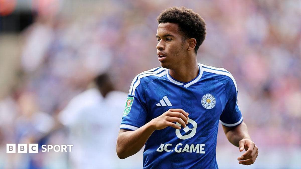 Manchester United in talks to sign Leicester City teenager Louis Page