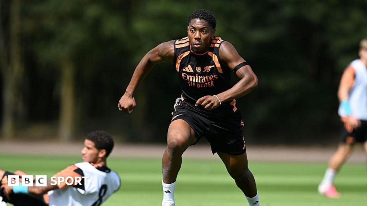 Manchester United Reportedly Offered Chance to Sign Arsenal's Myles Lewis-Skelly